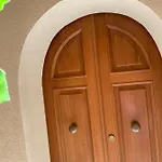 Palazzo Campisi 4* טרופאה