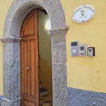 בית הארחה Palazzo Campisi טרופאה