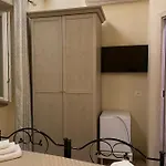 Palazzo Campisi Konukevi Tropea