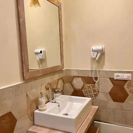 게스트하우스 Palazzo Campisi 3*