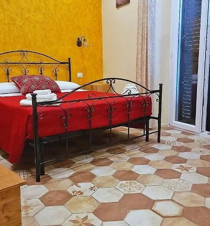 Palazzo Campisi 게스트하우스 트로페아