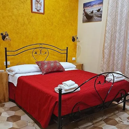 Palazzo Campisi Gasthof Tropea