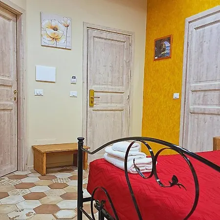 Palazzo Campisi 3* 트로페아