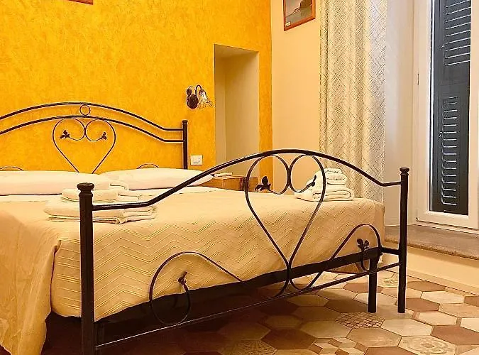 Pensjonat Palazzo Campisi 3*